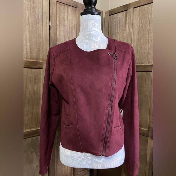 NWT Haute Monde Los Angeles Ladies’ Burgundy Suede Jacket. - Picture 1 of 9